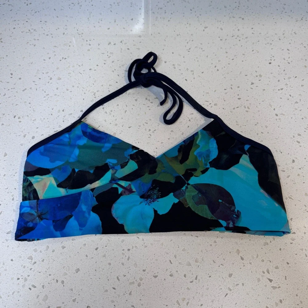 Athleta Womens Blue Green Floral Halter Bikini Swim Top Size S 213462-00